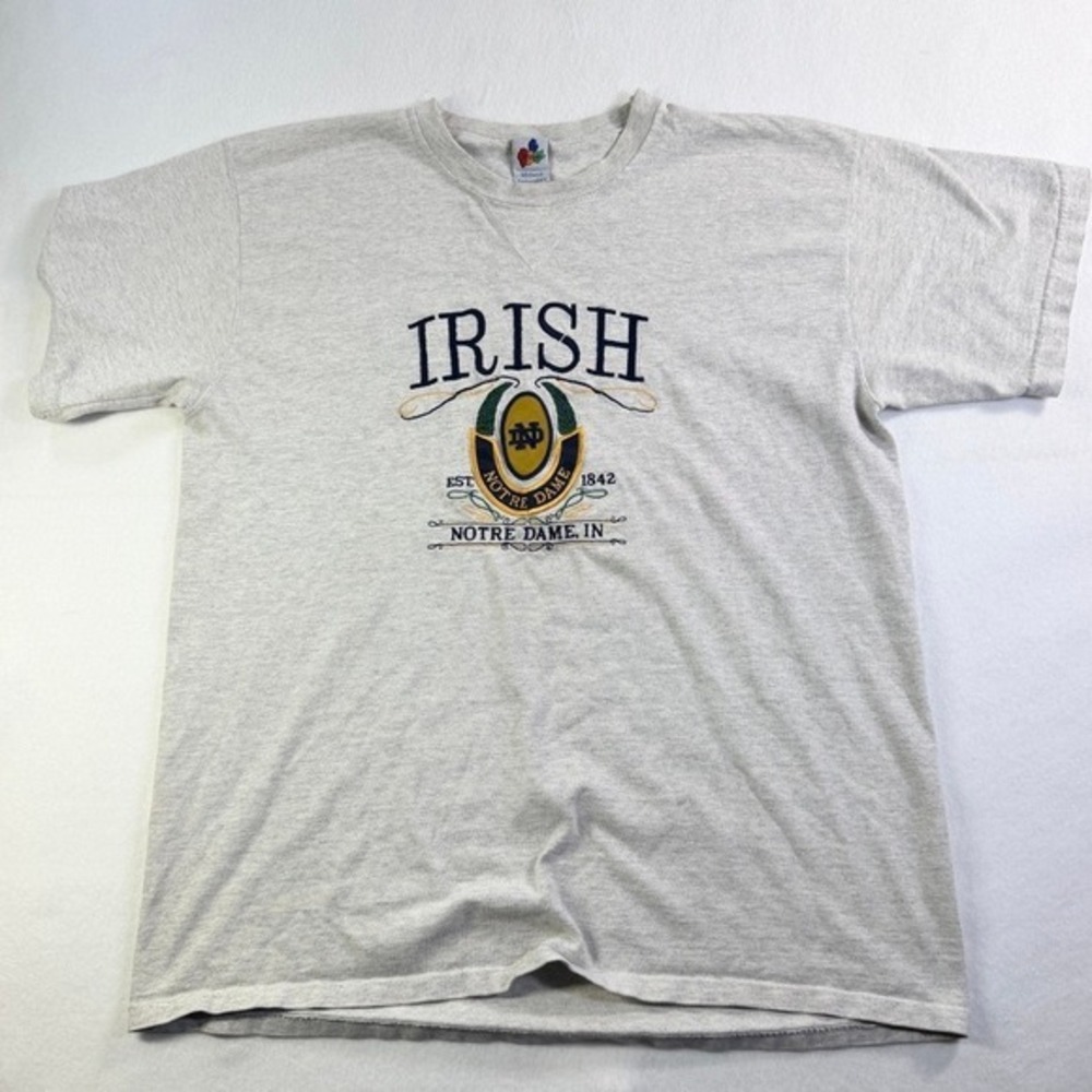 Vintage 90s Notre Dame Fighting Irish Embroidered Gray T Shirt Midwest